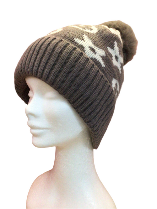 Bobble hat with faux fur bobble