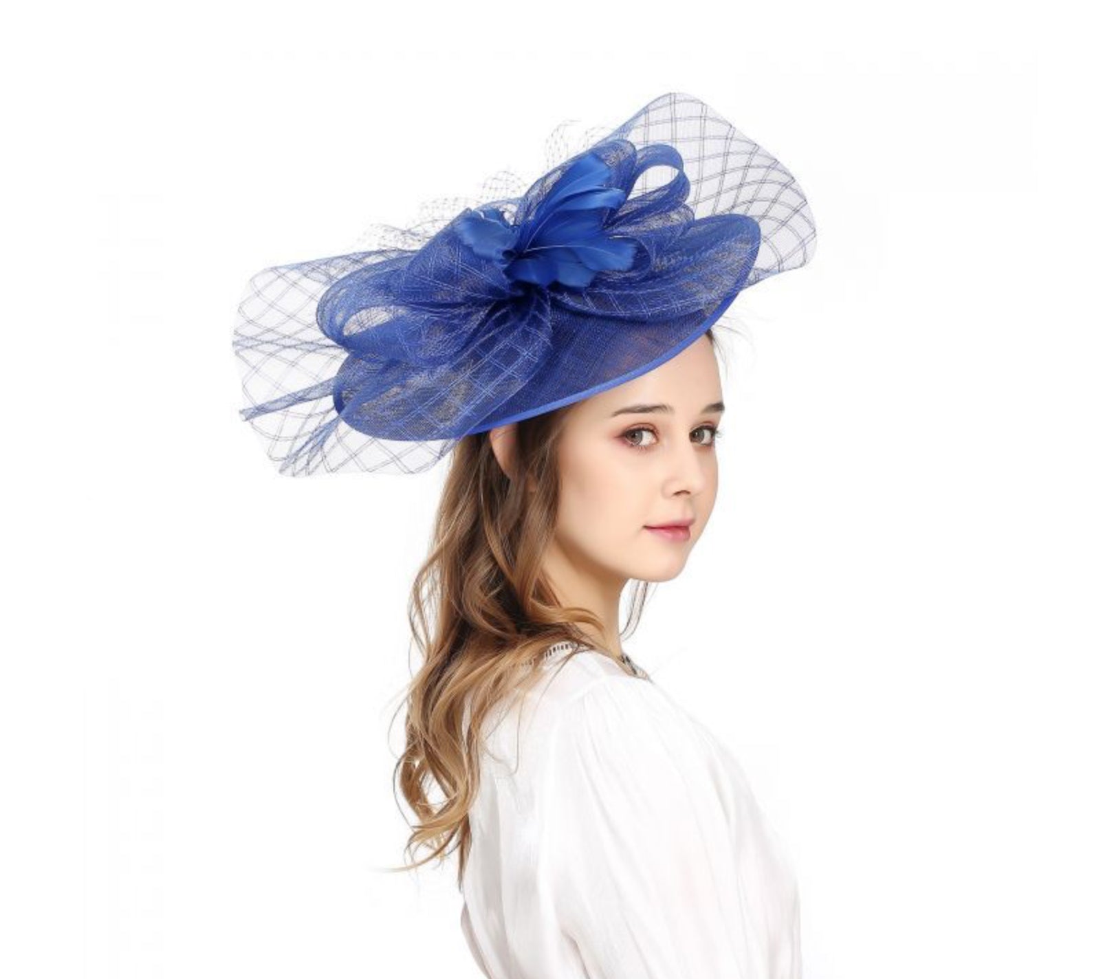 Royal large fascinator