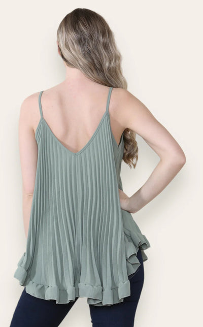 Pleated vest