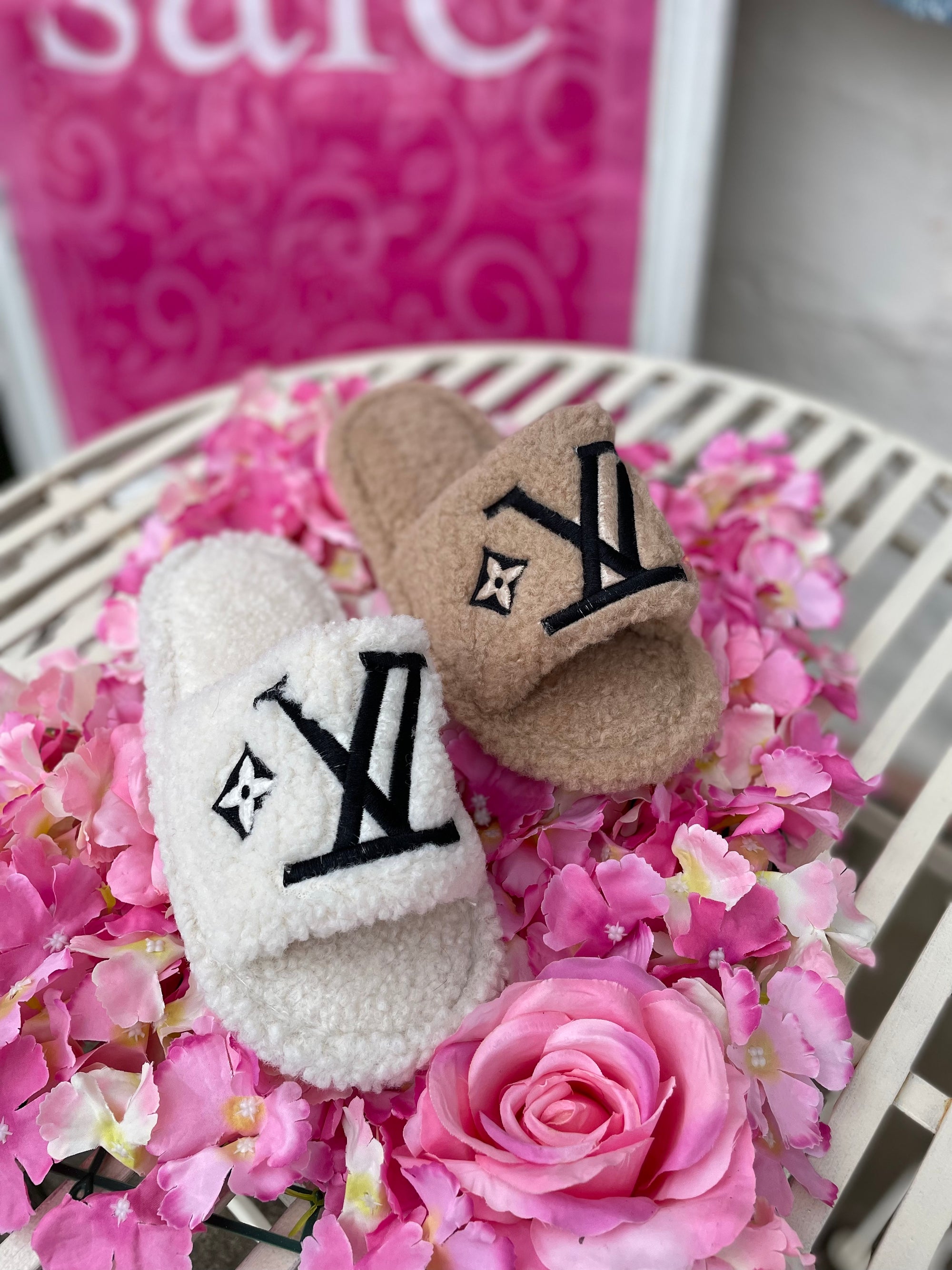 Fluffy  Sliders/Slippers Beige