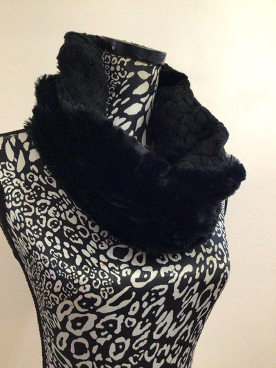 Reversible Snood - faux fur/ knitted