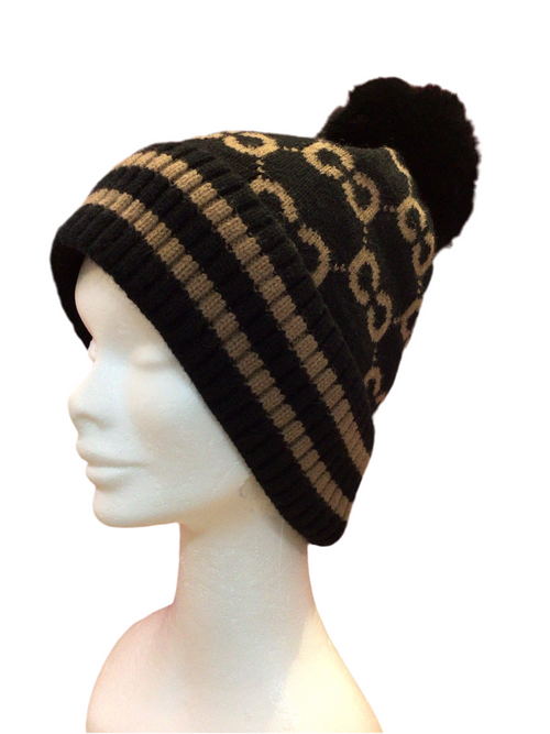 Bobble hat with black faux fur bobble