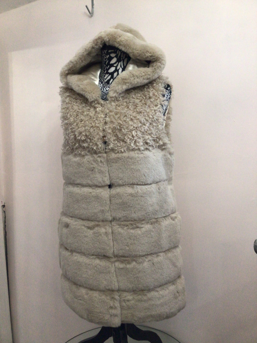 Long Body Faux Fur Gilet